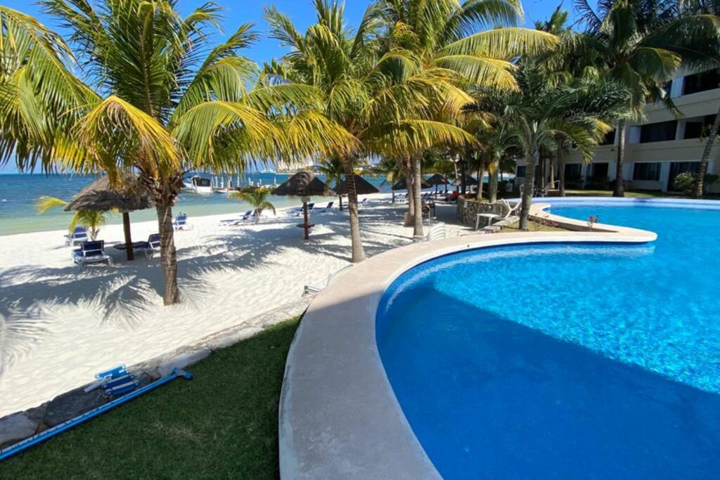 Oceanfront Condo Bm By Andiani Cancún Eksteriør billede