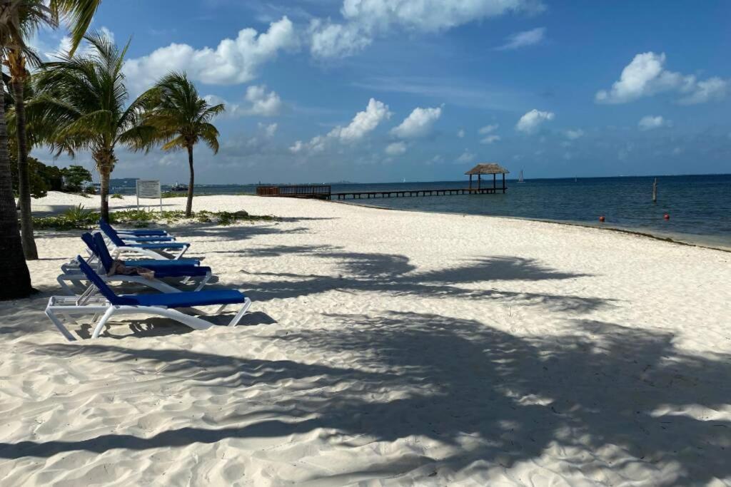 Oceanfront Condo Bm By Andiani Cancún Eksteriør billede