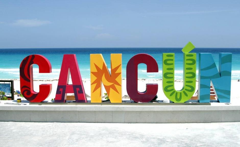 Oceanfront Condo Bm By Andiani Cancún Eksteriør billede